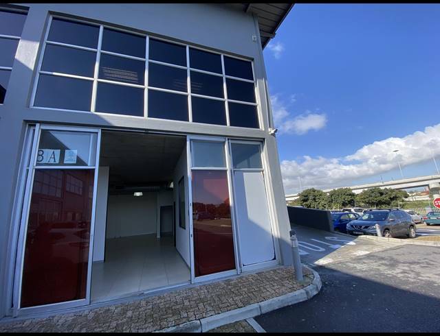 152M² OFFICE FOR SALE IN PAARDEN EILAND